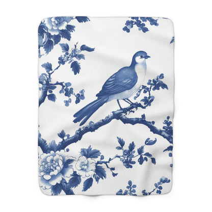 Cozy Sherpa Fleece Blanket with Floral Bird Design - Chinoiserie Aesthetic